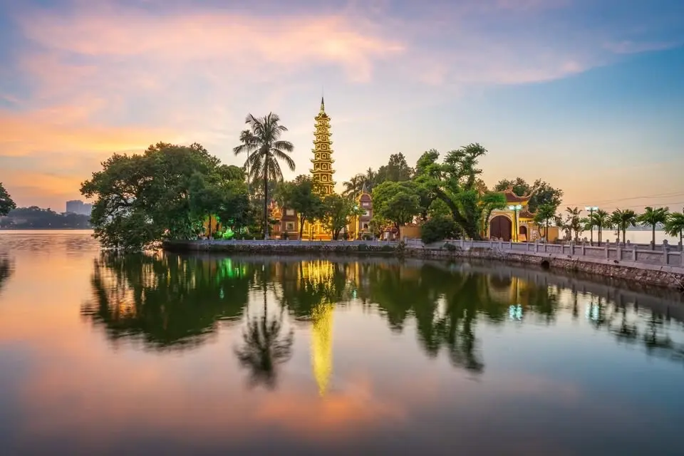Solo travellers: casual hangout in Hanoi (4pm)