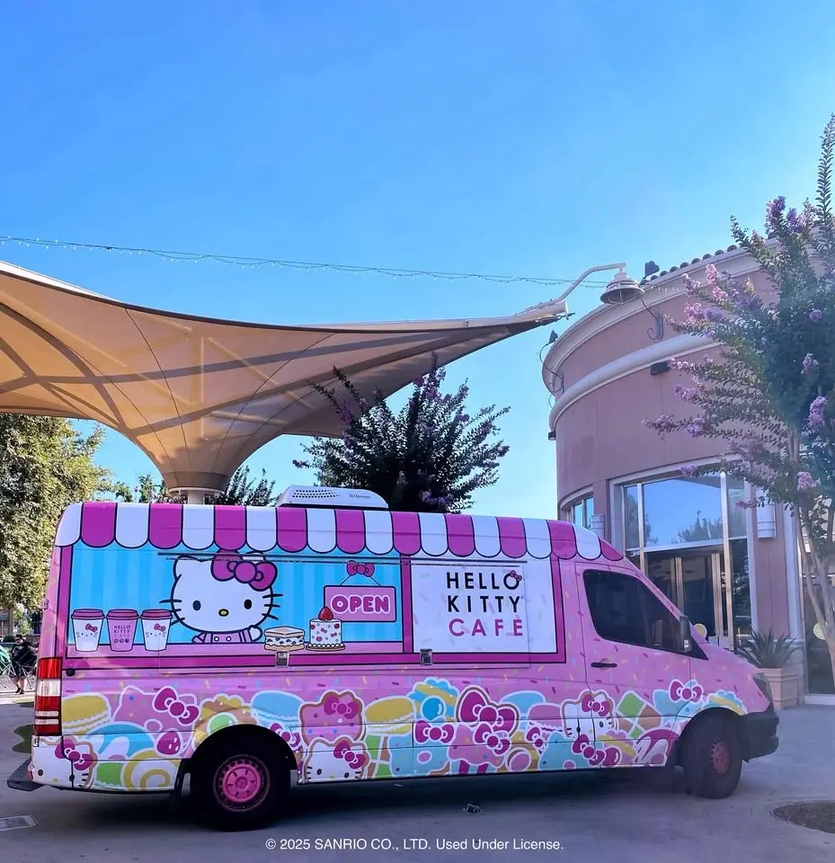 Hello Kitty Cafe Truck West - Fresno Appearance