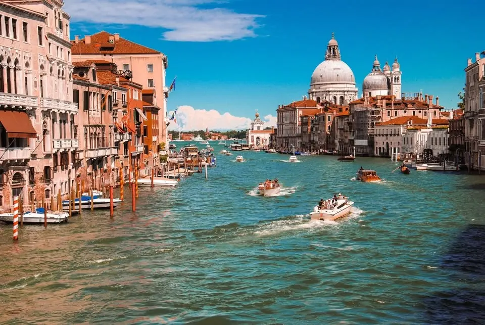 Wealth Consciousness, Italy ONLINE