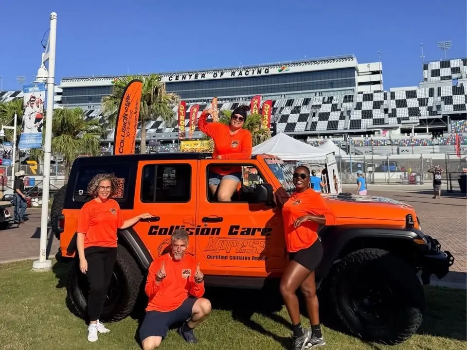 Waves Dine Out at Collision Care Express
