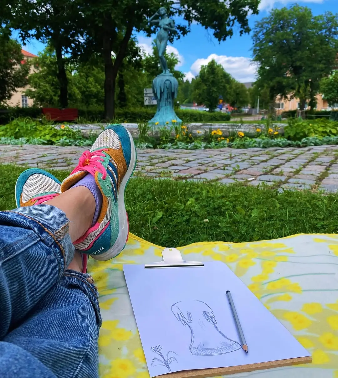 Picknick och skiss i Vasaparken