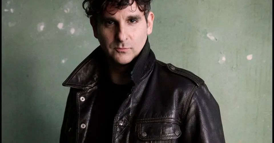 Low Cut Connie