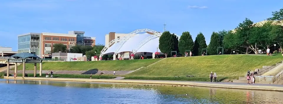 Noah Back LIVE! RiverScape Metropark Sunset Sessions
