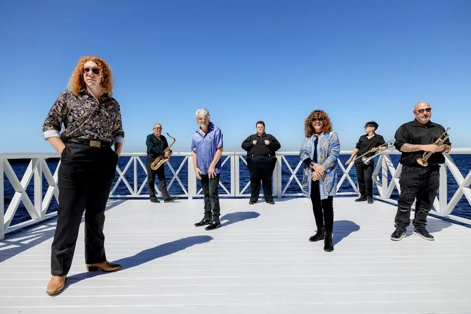⭐ DEB & THE DYNAMICS ROCK & ROLL DANCE BAND