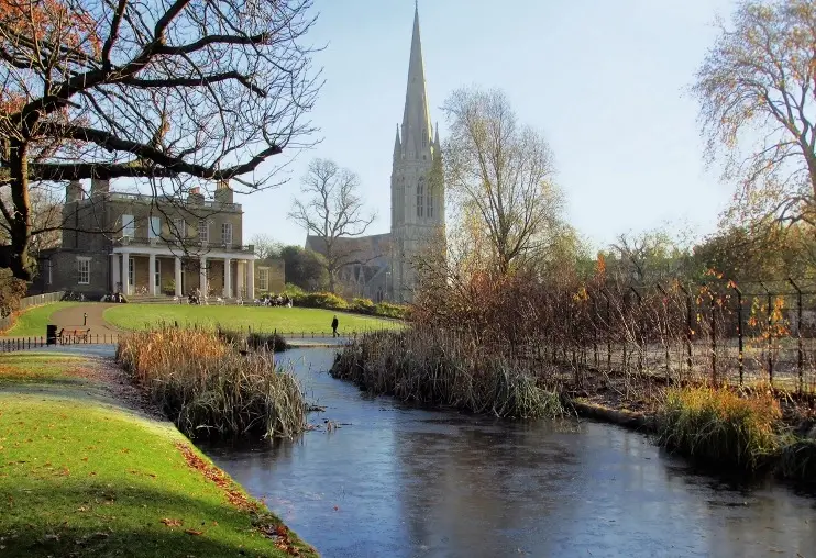 London Capital Ring – Part 7 Highgate to Stratford (Booking Required) - 11 Miles