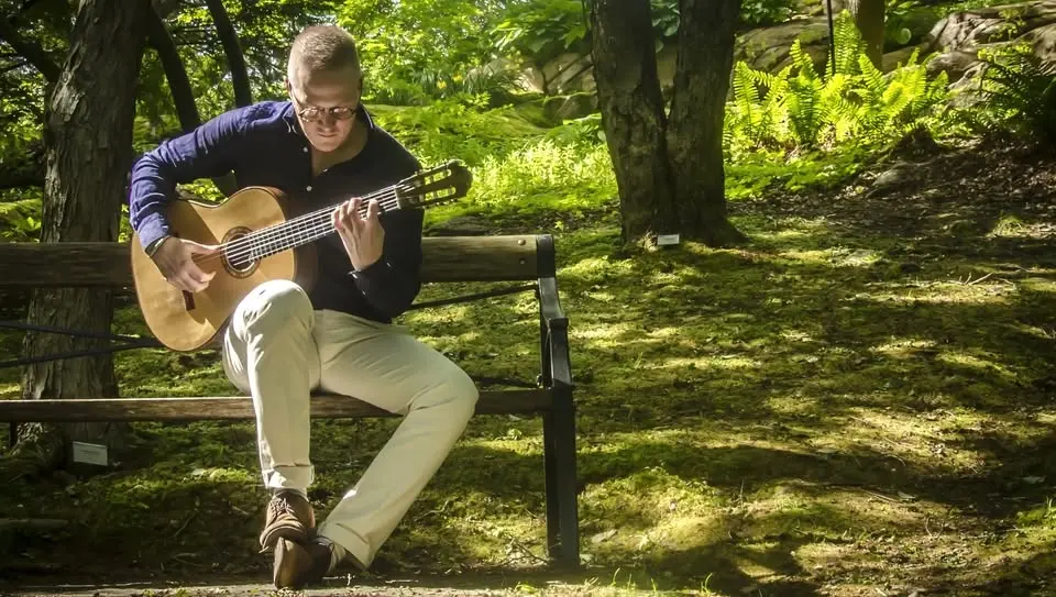 Musik i sommarkväll: John Elénius