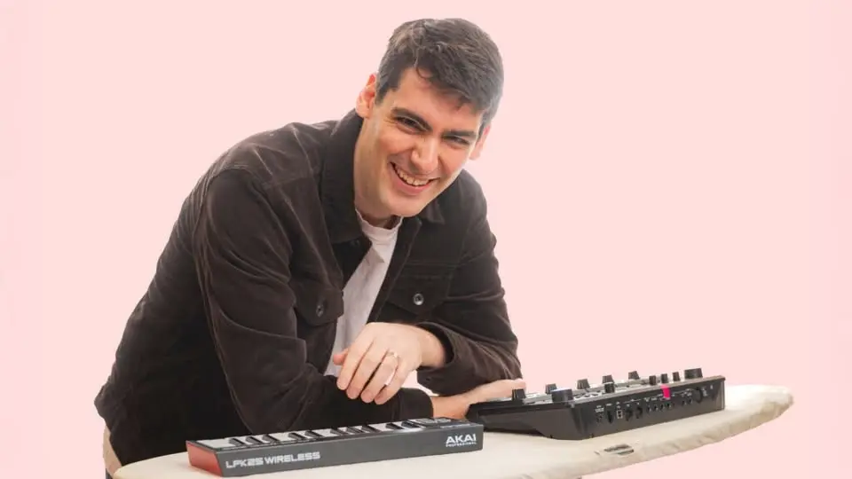 Matt Shore Does Songs at You