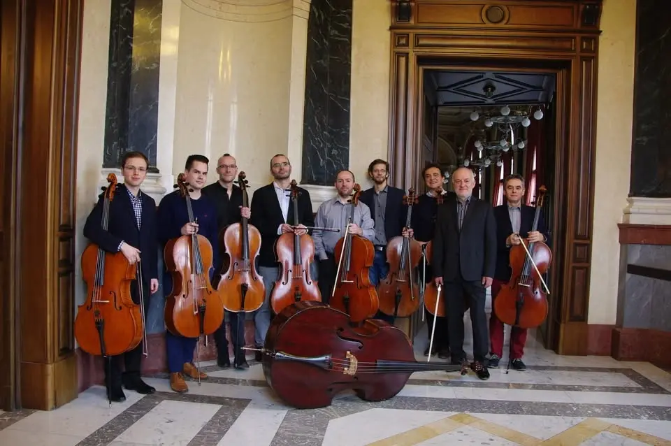 VIRTUOSI DI BASSO - koncert na nádvoří mníšeckého zámku