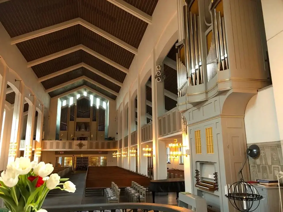 Pompa och ståt med orgel och orkester