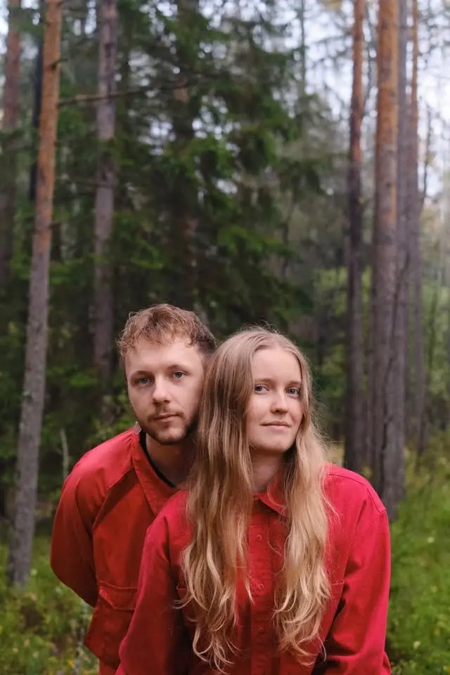 Kärlek i folkton
