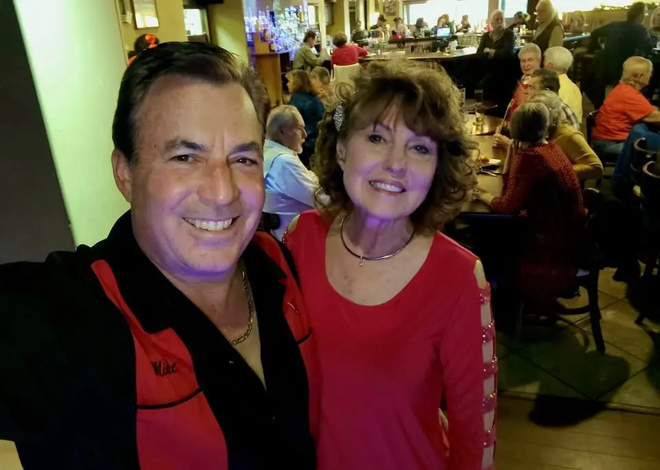 Mike Presley & Jeanette's Oldies and Classic Country Show