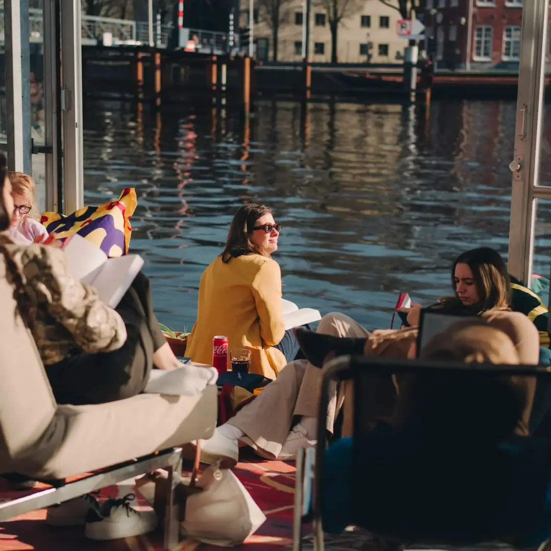 Offline Waterfront Brunch x De Sering ☀️ | Mediamatic