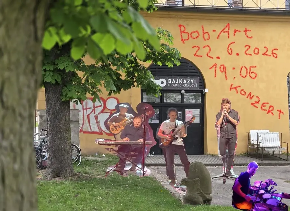 Bob-Art před Bajkazylem