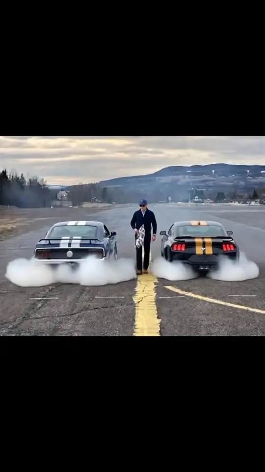 KNA MOTORSHOW - HAMAR FLYPLASS