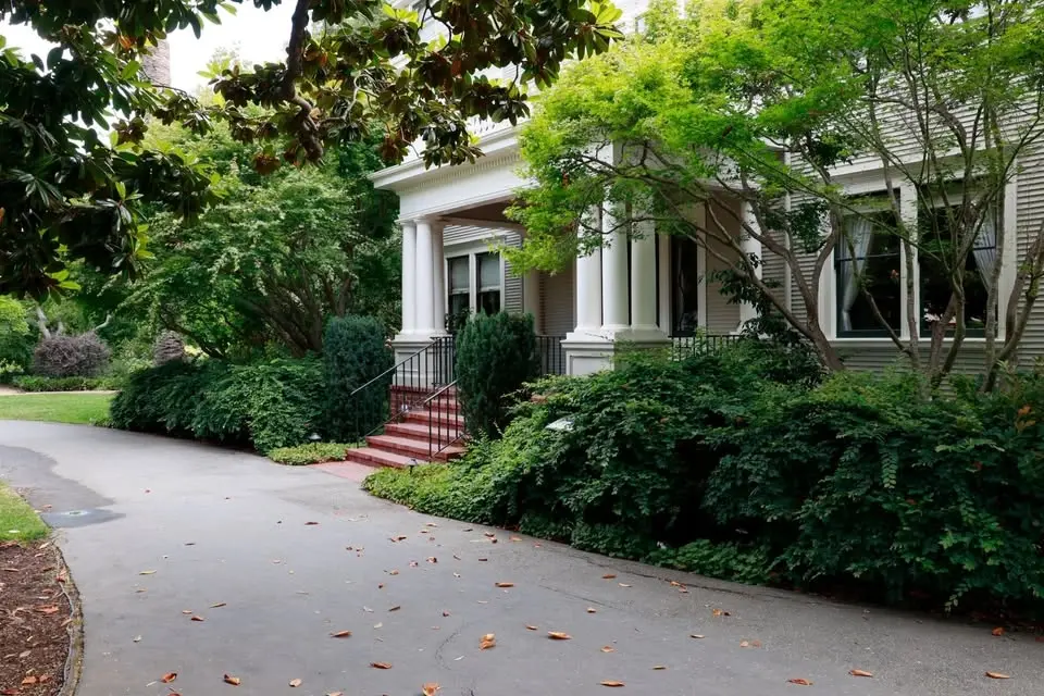 Public Tours of Elizabeth F. Gamble Garden