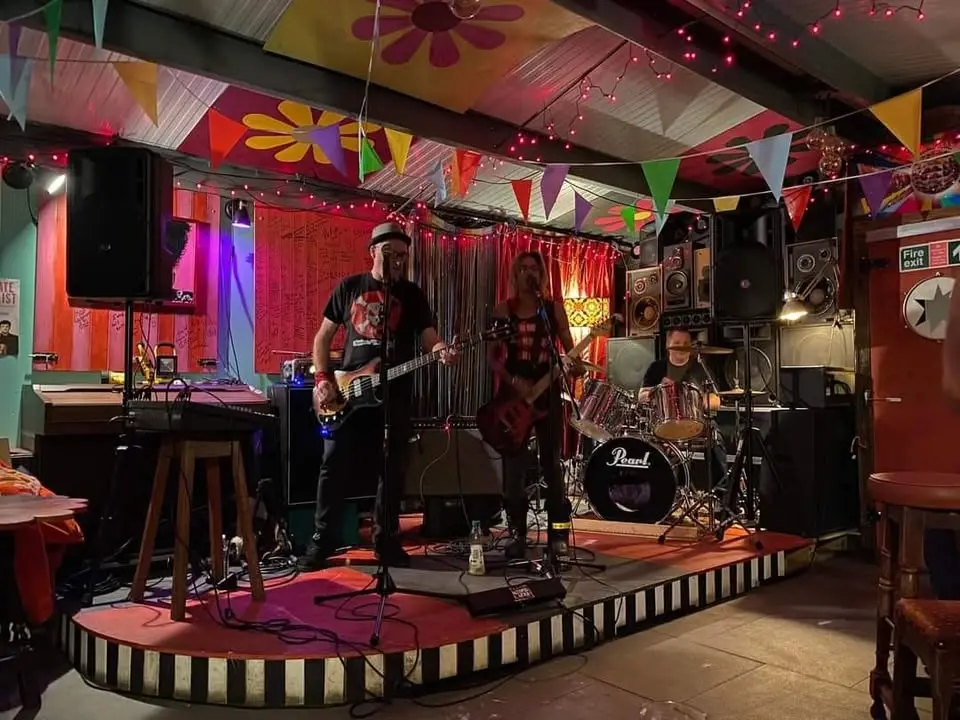Gig - Alcohol Licks & Jessi Eastfield at Rock'n'Roll Brewhouse - Free Entry