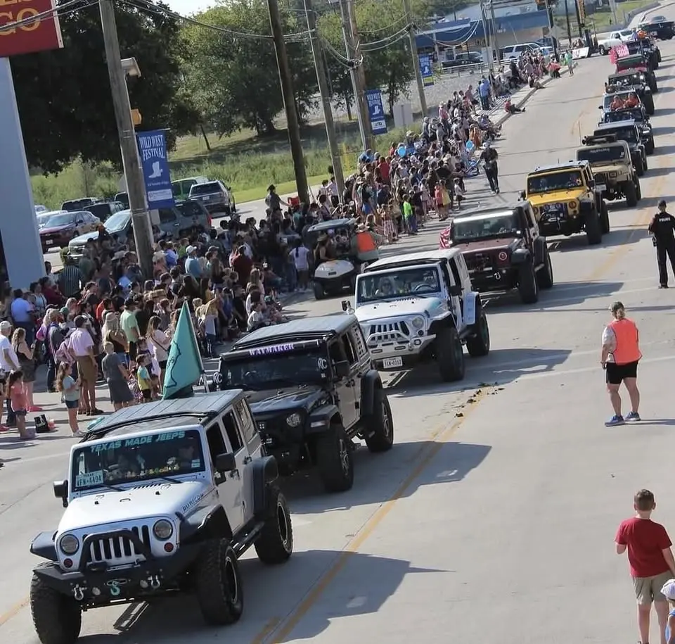 Jeeps take over the Springtown Wild West parade 