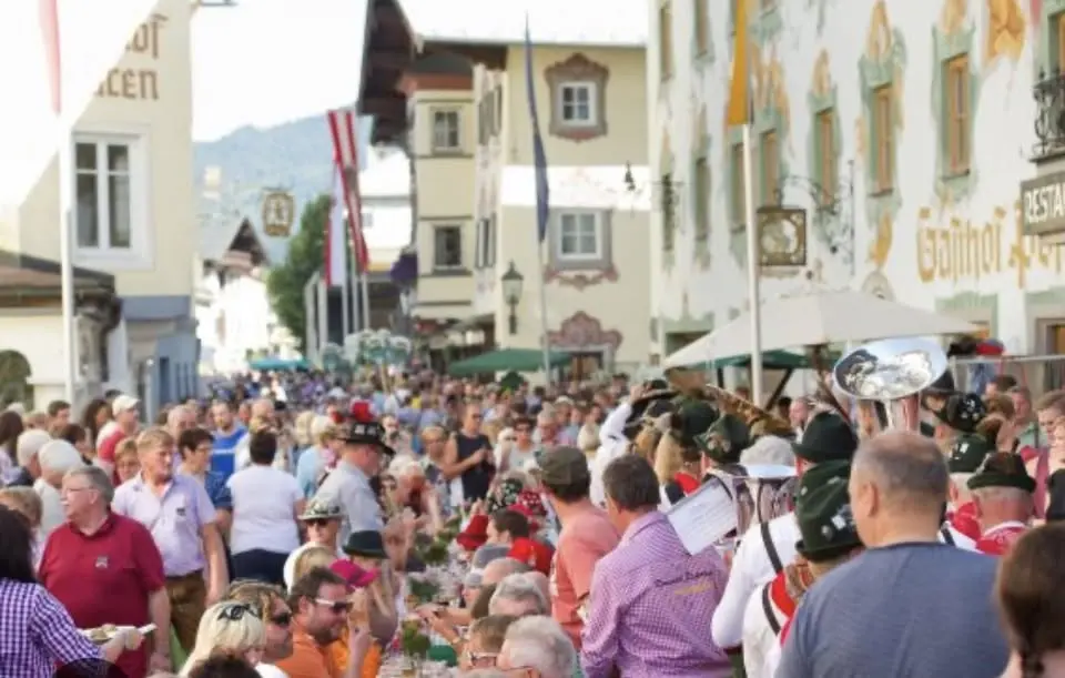 Fahrt zum 44. Knödelfest in St. Johann