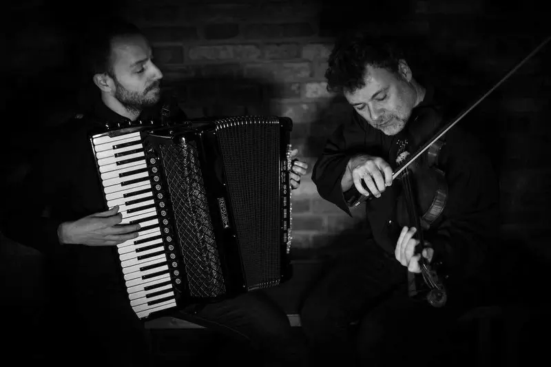 Pavel Fischer & Jakub Jedlinský ft. Norbi Kovács