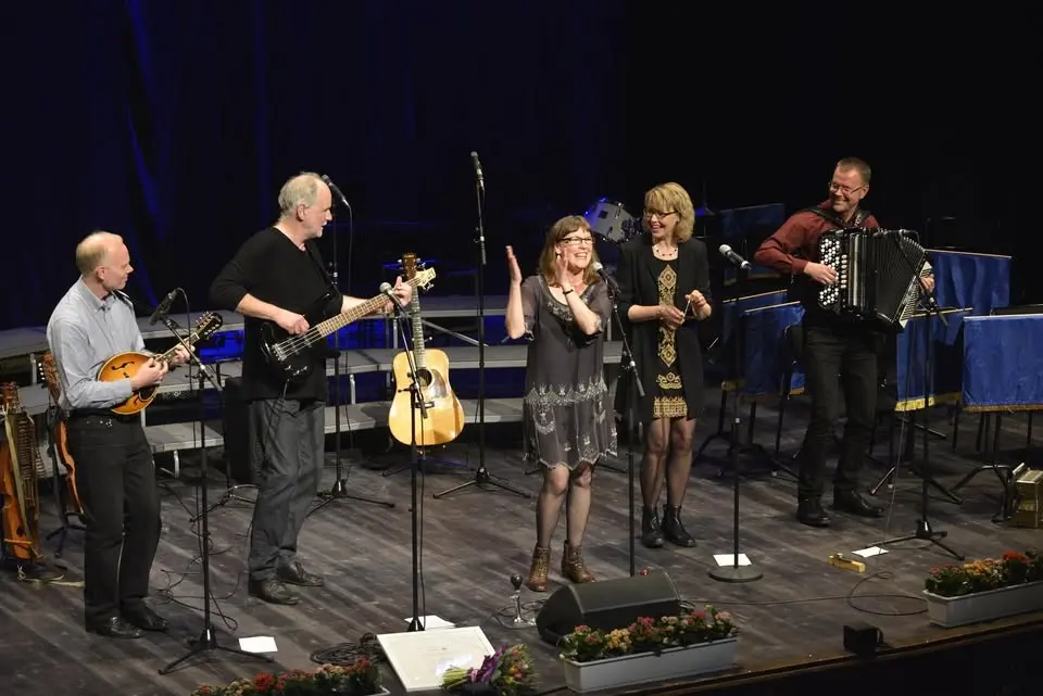 Konsert med Eva Tjörnebo & Viskompaniet i Tullinge kyrka