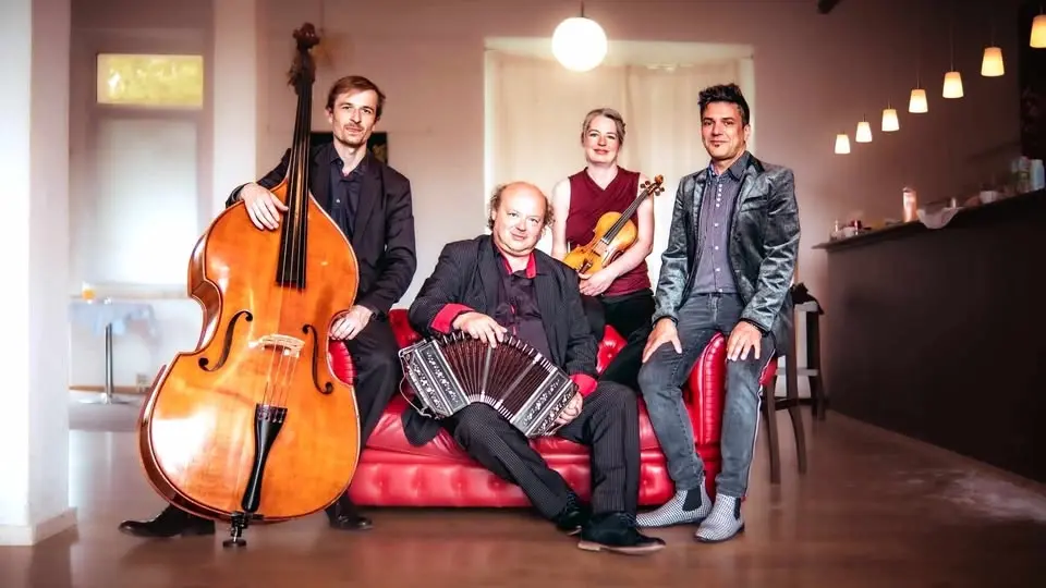 Tango Sommernacht | Cuarteto Bando (DE) | Cristian Javier Castaño (ARG) & Ezgi Senoglu