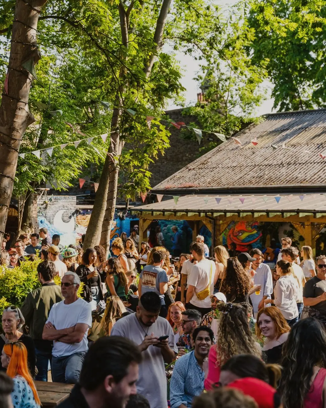 FREE ENTRY - RUB-A-DUB GARDEN PARTY