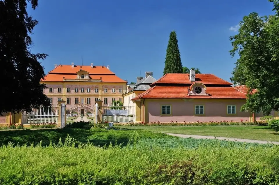 Letní jarmark na zámku Krásný Dvůr