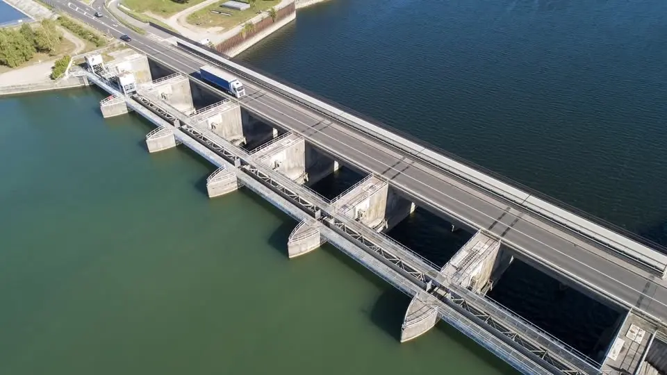 Visite de la centrale hydroélectrique de Gambsheim