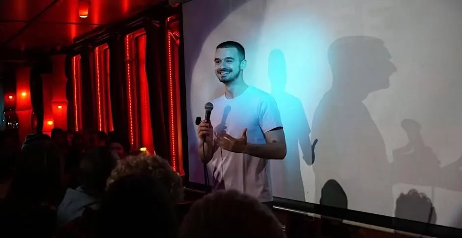 On the Spot Comedy - Stand Up Comedy and Improv unite in hilarious fashion (+FREE Shots)