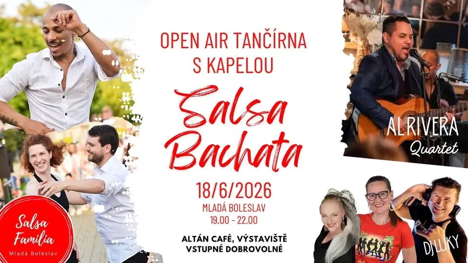 Open air tančírna s kapelou