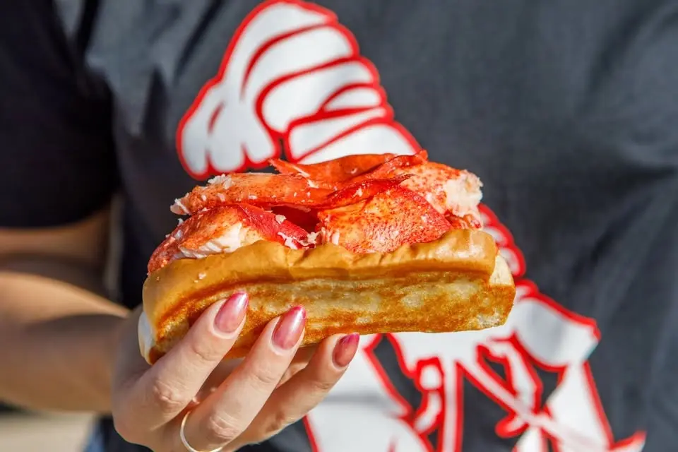๐ฆ๐ Cousins Maine Lobster โ Pacific Palisades 4th of July Bash ๐๐ด