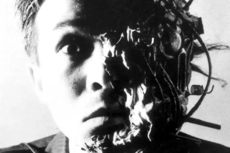 Tetsuo: The Iron Man