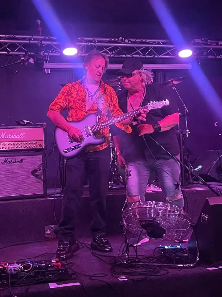 Live at the Louis!! 