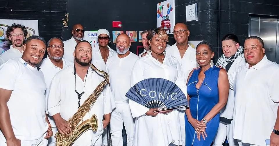 In Gratitude: A Tribute to Earth, Wind & Fire