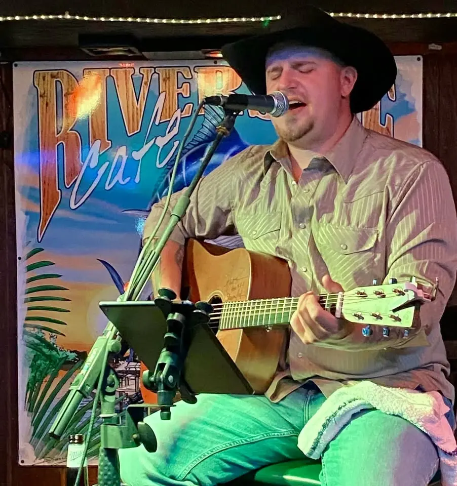Carl Owens on the River @ Riverside Cafe