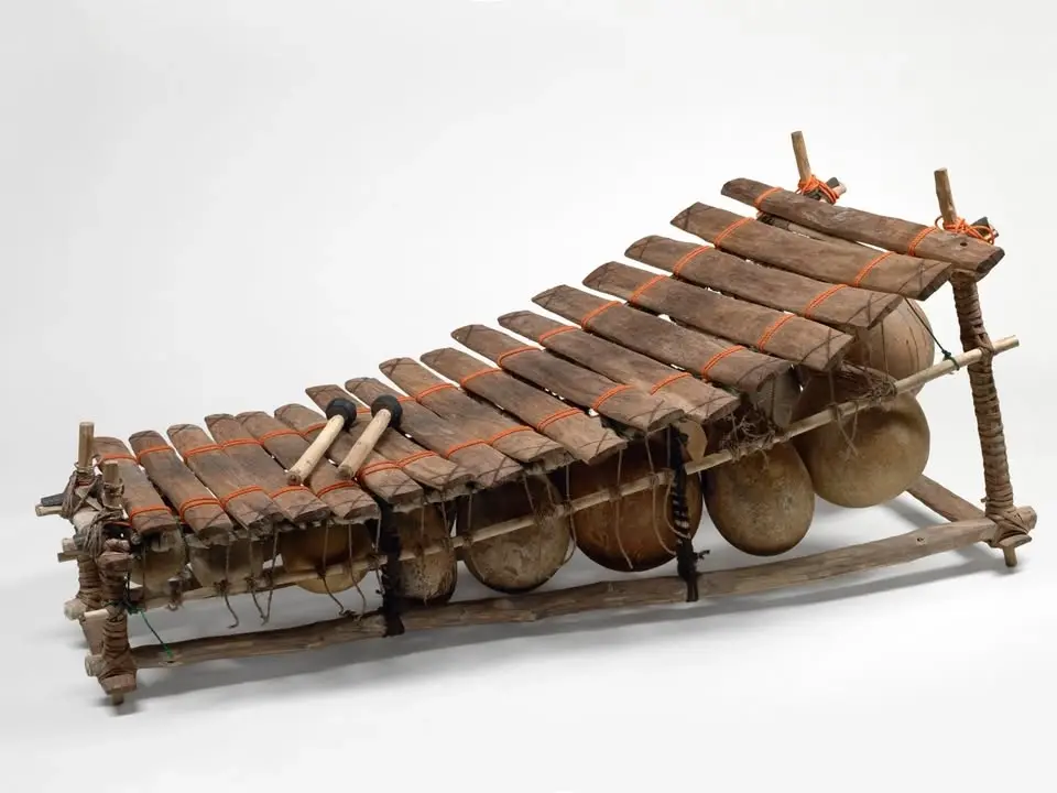 Musical Belongings VII: Bach und Balafon