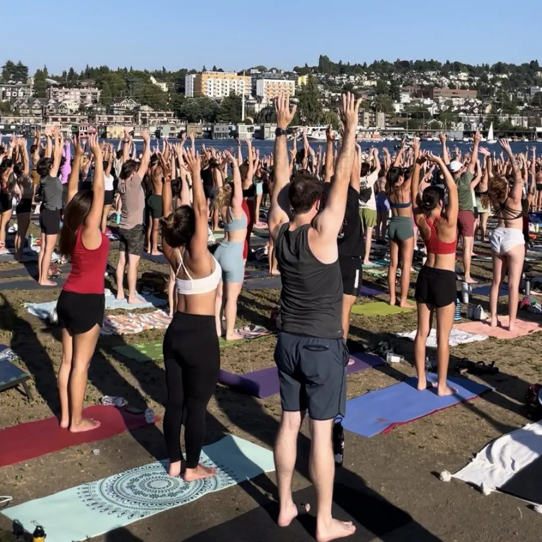 Yoga at Gas Works Park - let's go together!