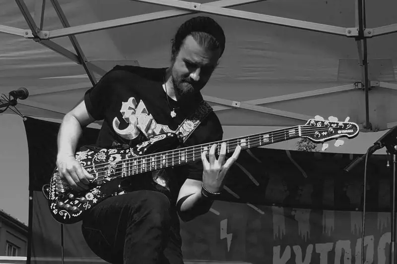 Funky basovej večírek