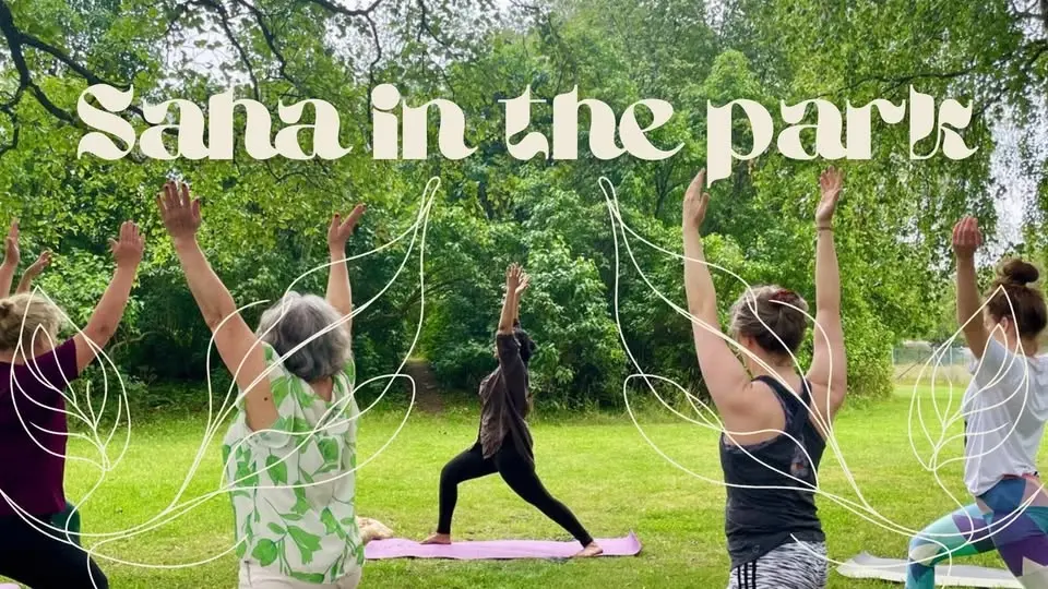 Saha in the park - Morning yoga