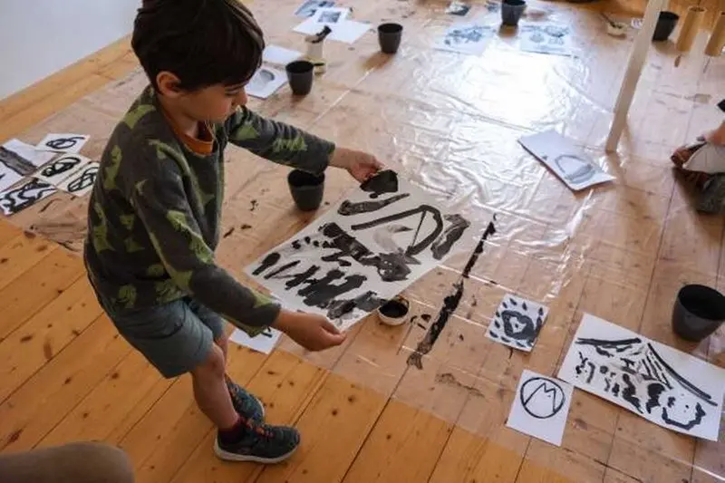 Dílna pro děti 6-9 let s dospělými k expozici Umění Asie napříč prostorem a časem: Cesta přes hory