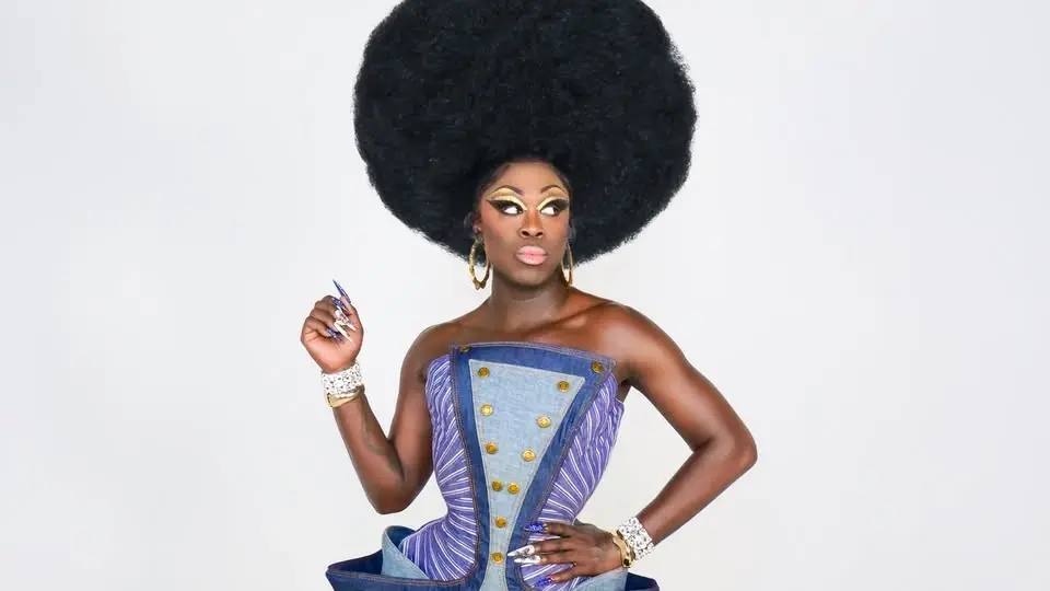 NOW CLAP! BOB THE DRAG QUEEN IS ON TOUR