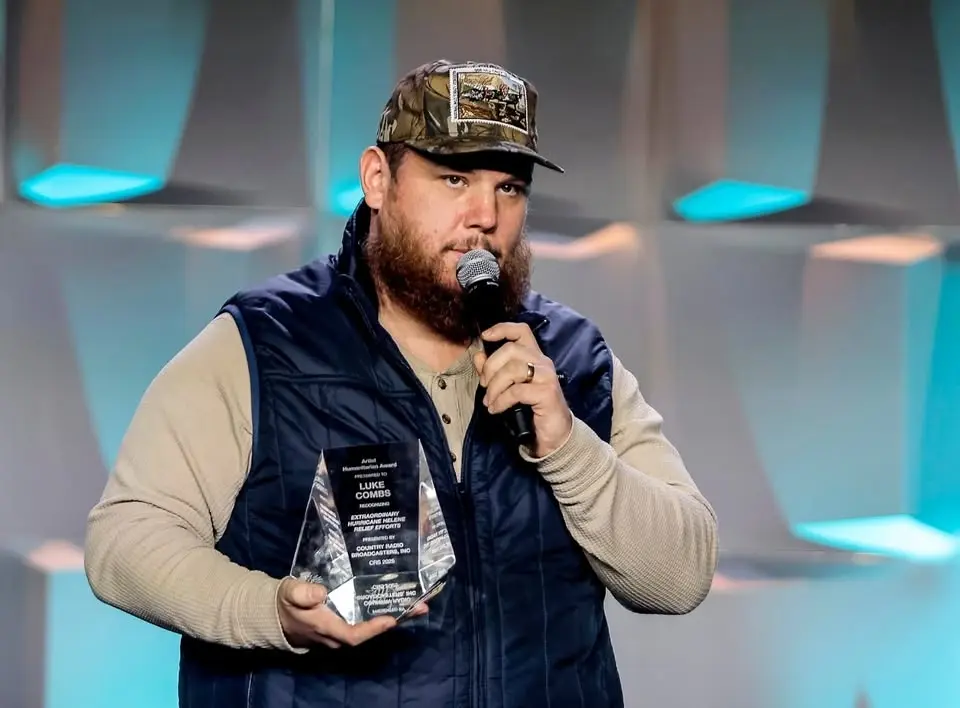 Luke Combs Tickets 
