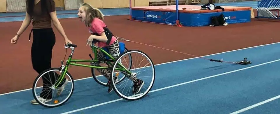 Prova på elinnebandy & Framerunning