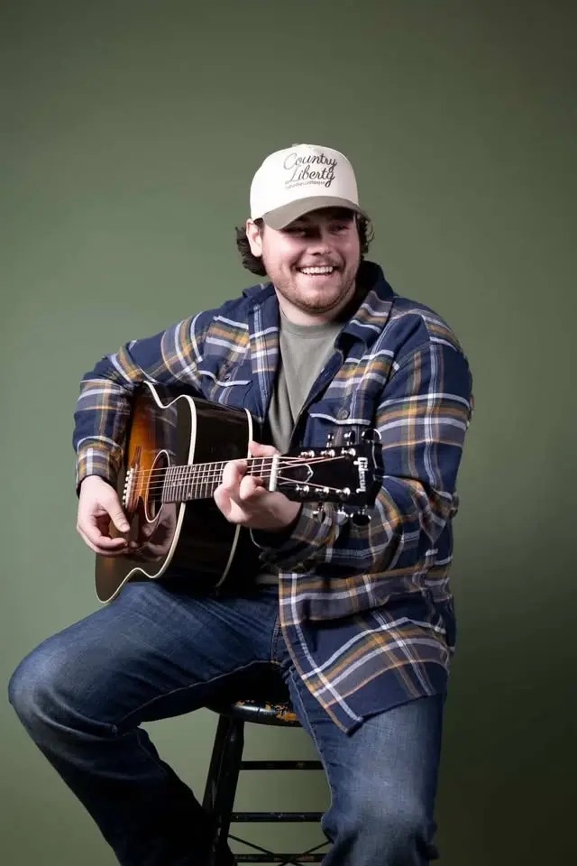 Twisted Tea Presents: Country Music Night with Donavan Cyr