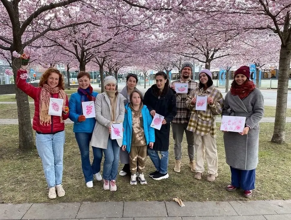 Sketching picknick under sakura trees at Frescati campus (SU)