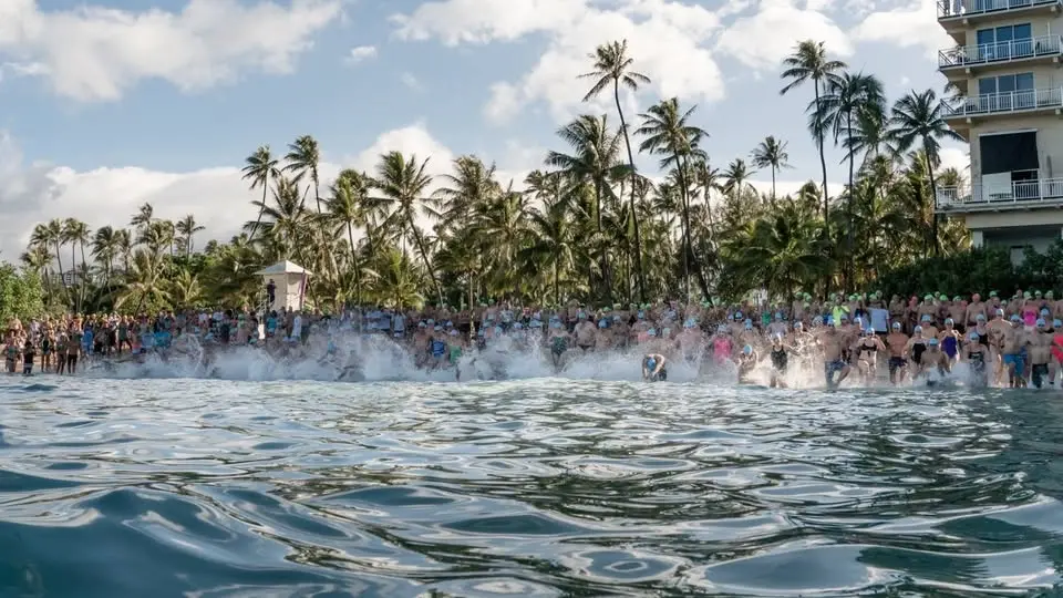 Waikiki Roughwater Swim