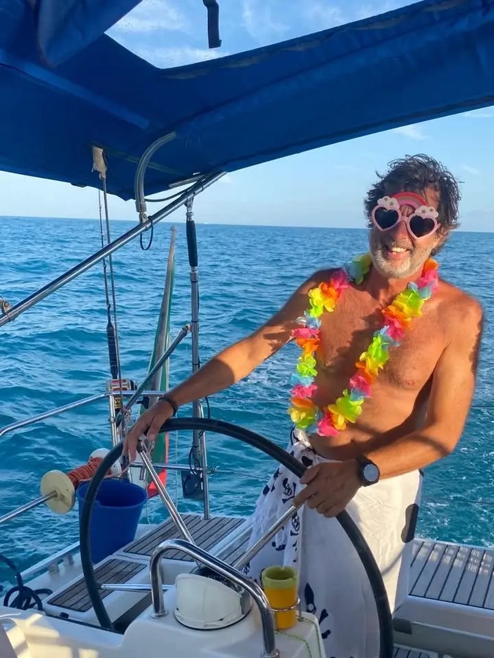 *** Ultima cabina *** MEGA-PONTE ALLE PONTINE 29 maggio - 2 giugno