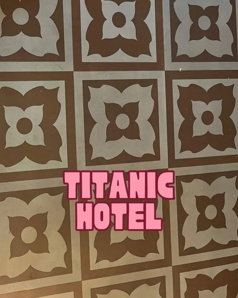 TITANIC HOTEL CHRISTMAS MARKET
