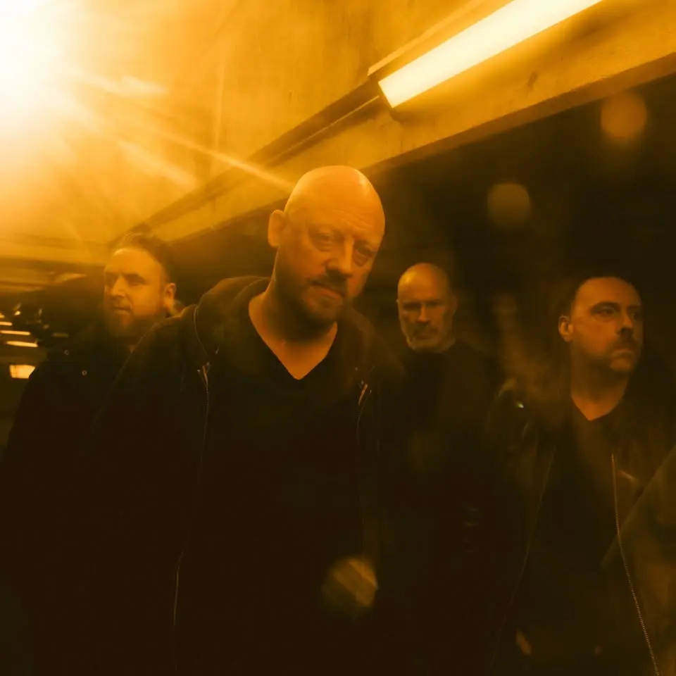 Warning (UK) - KULT 3.9.2026