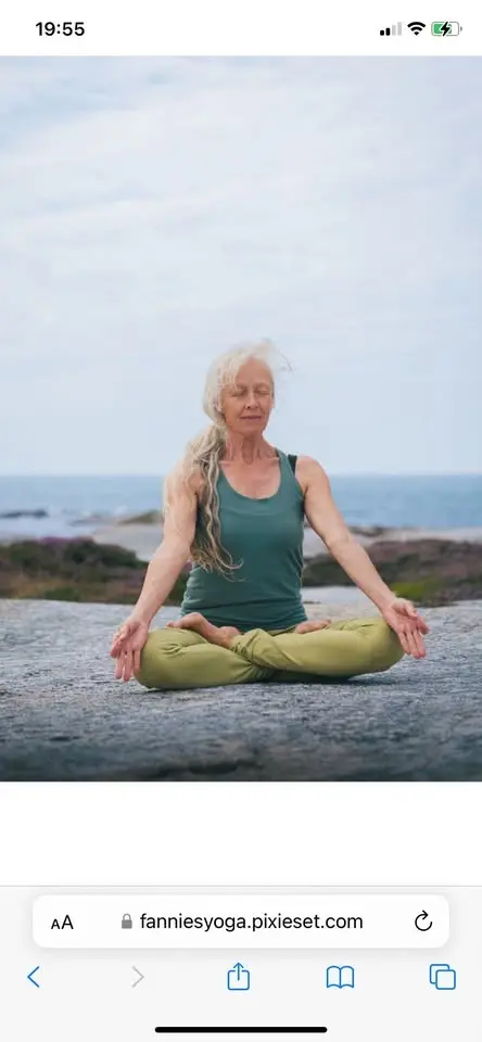 Fredagsyoga och frukost med Åse 10, 17 och 24 juli